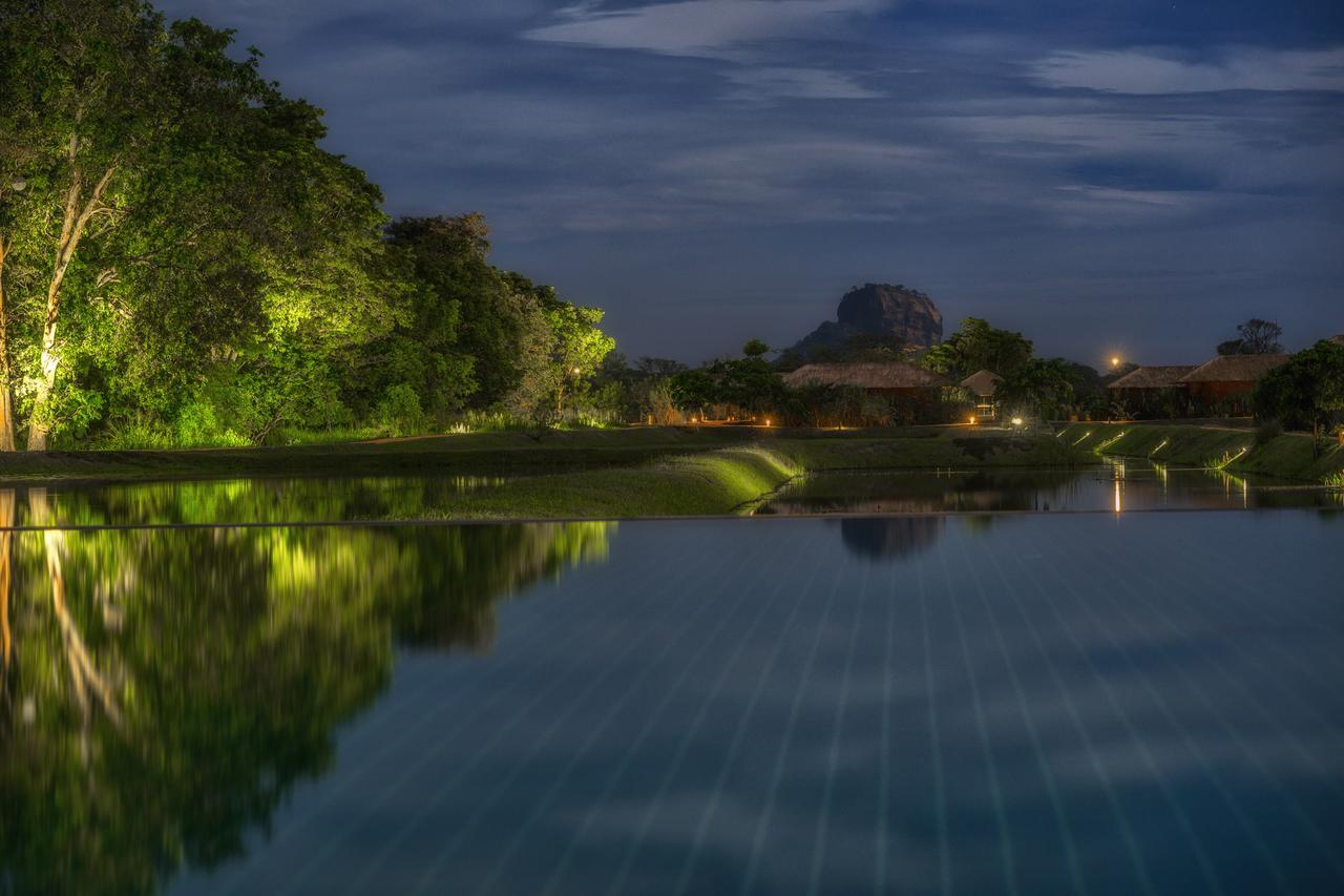 Water Garden Sigiriya Ξενοδοχείο Εξωτερικό φωτογραφία