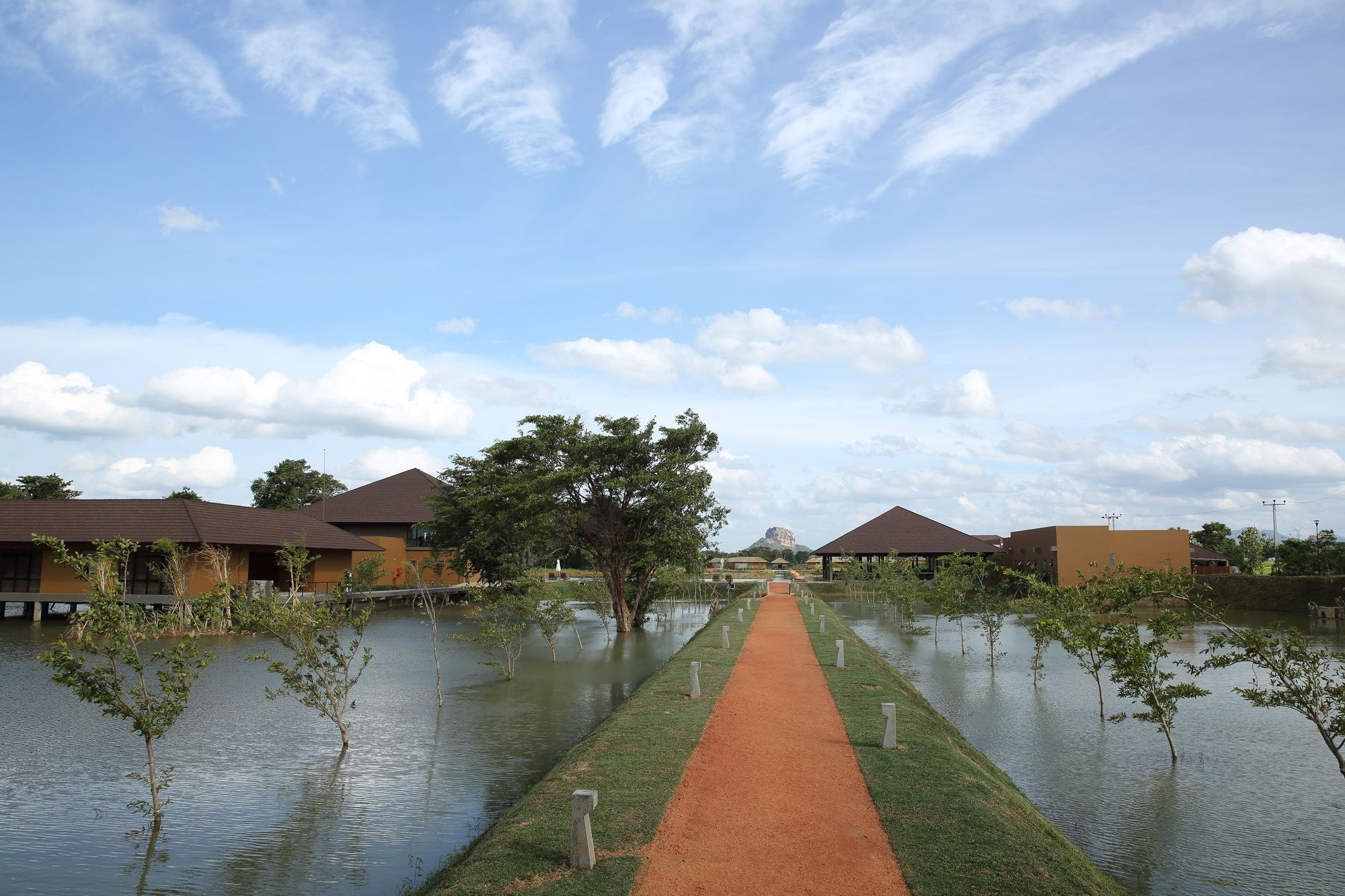 Water Garden Sigiriya Ξενοδοχείο Εξωτερικό φωτογραφία