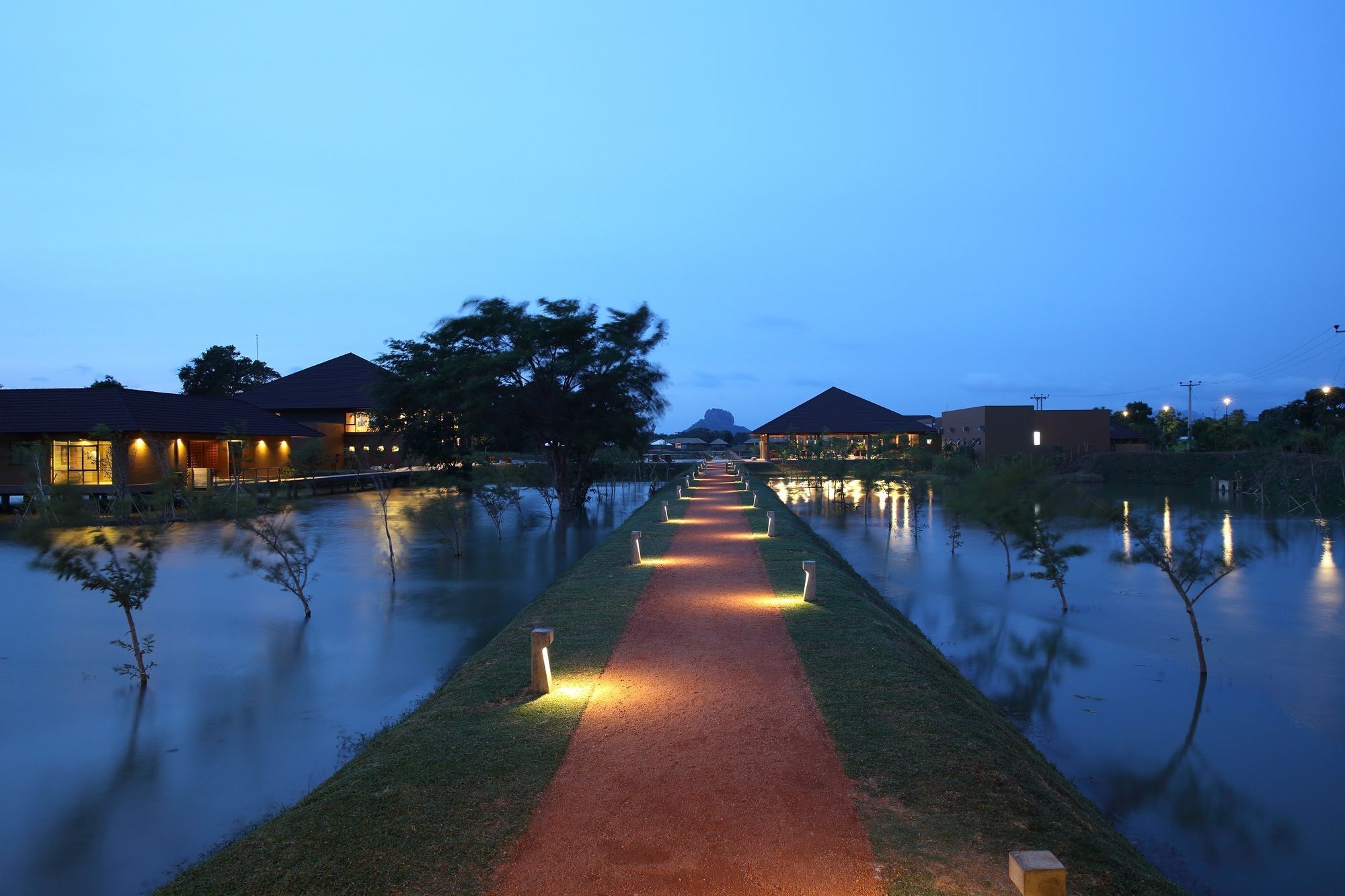 Water Garden Sigiriya Ξενοδοχείο Εξωτερικό φωτογραφία